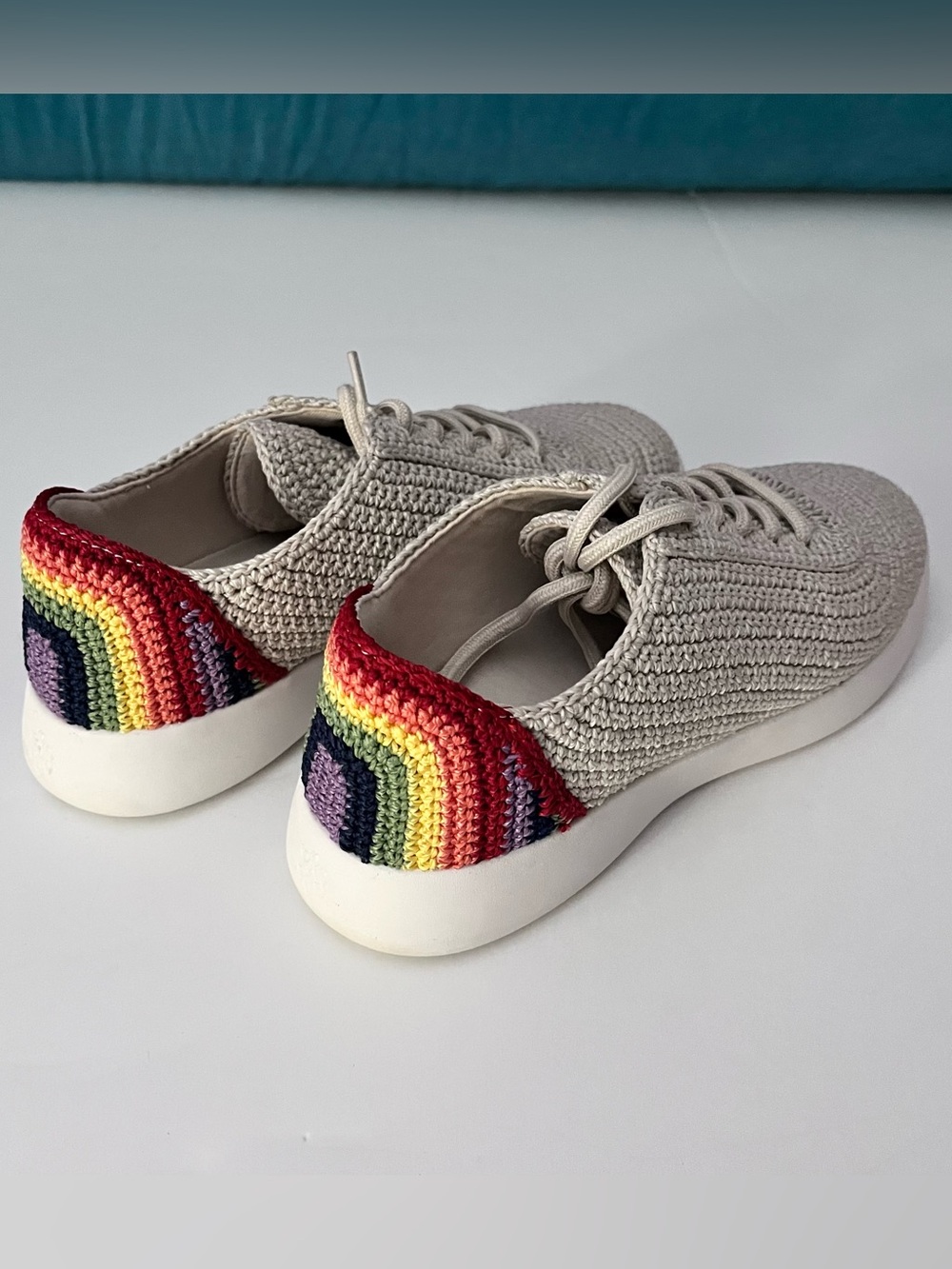 The Sak Asha Crochet Rainbow Heel Sneaker Beige Size 7